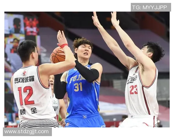 武汉篮球队与深圳篮球队赛后技术分析与战术总结